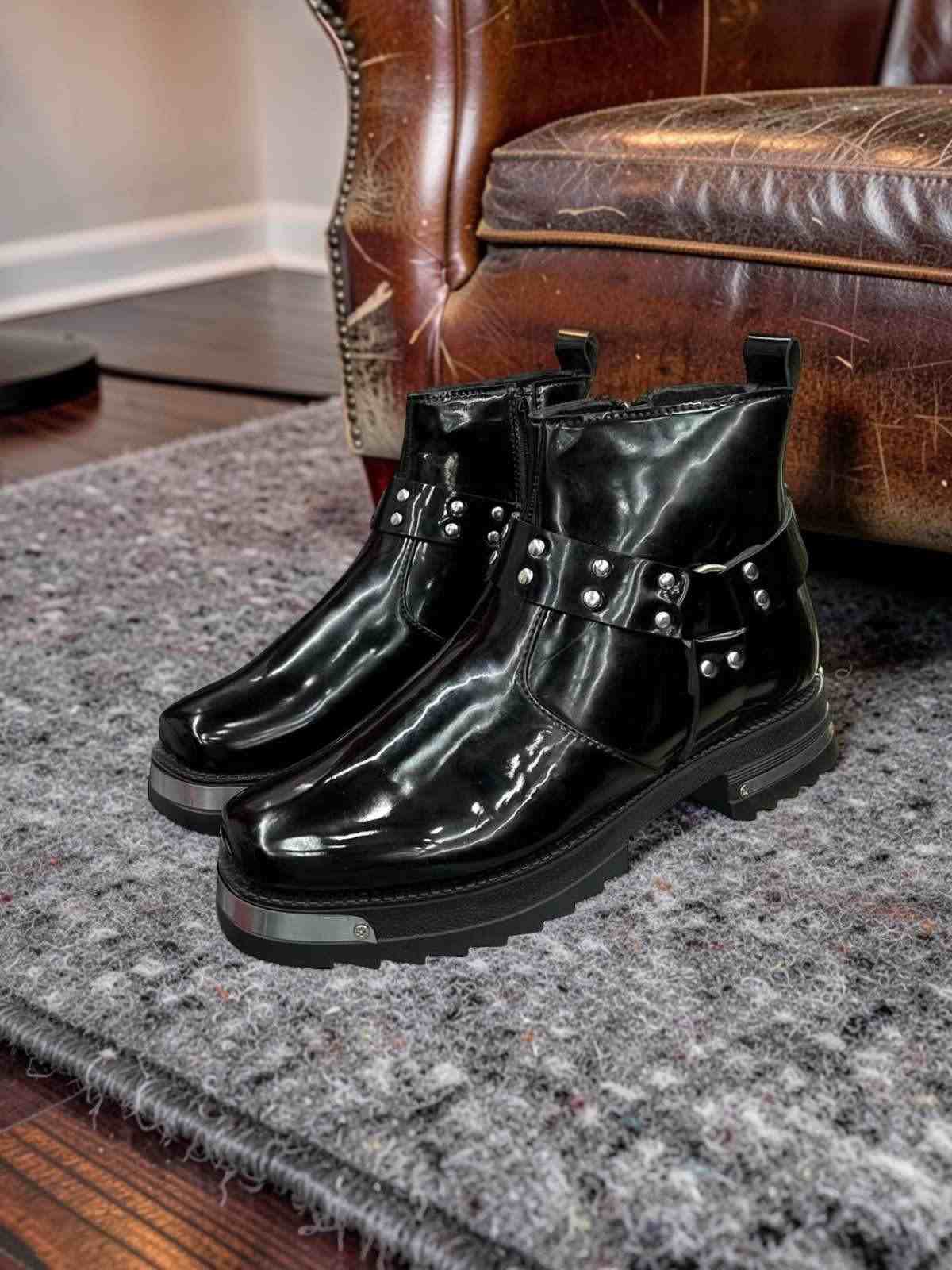 LONG BOOTS