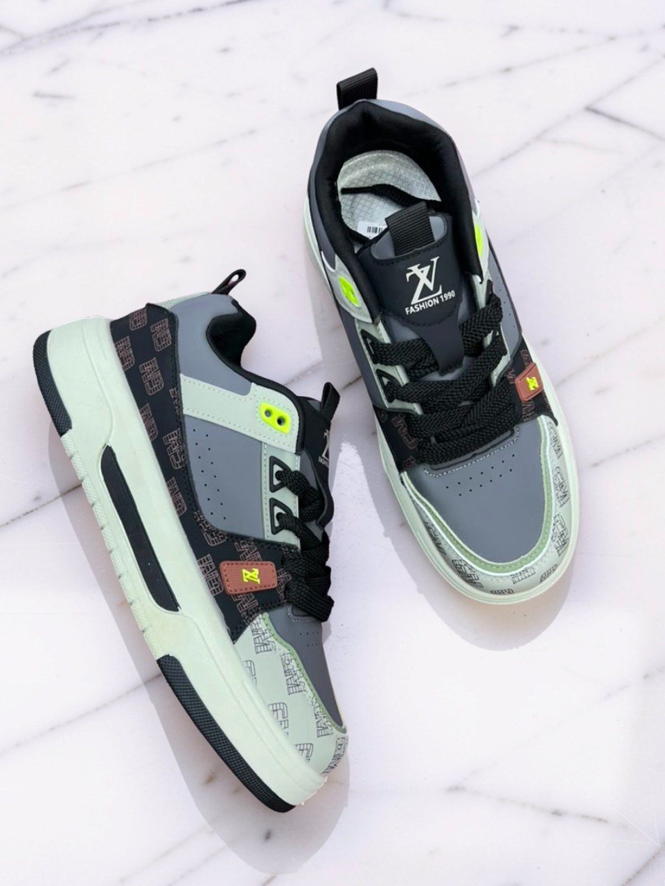 sneaker